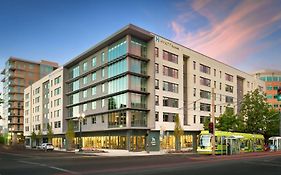 Hyatt House Portland / Downtown